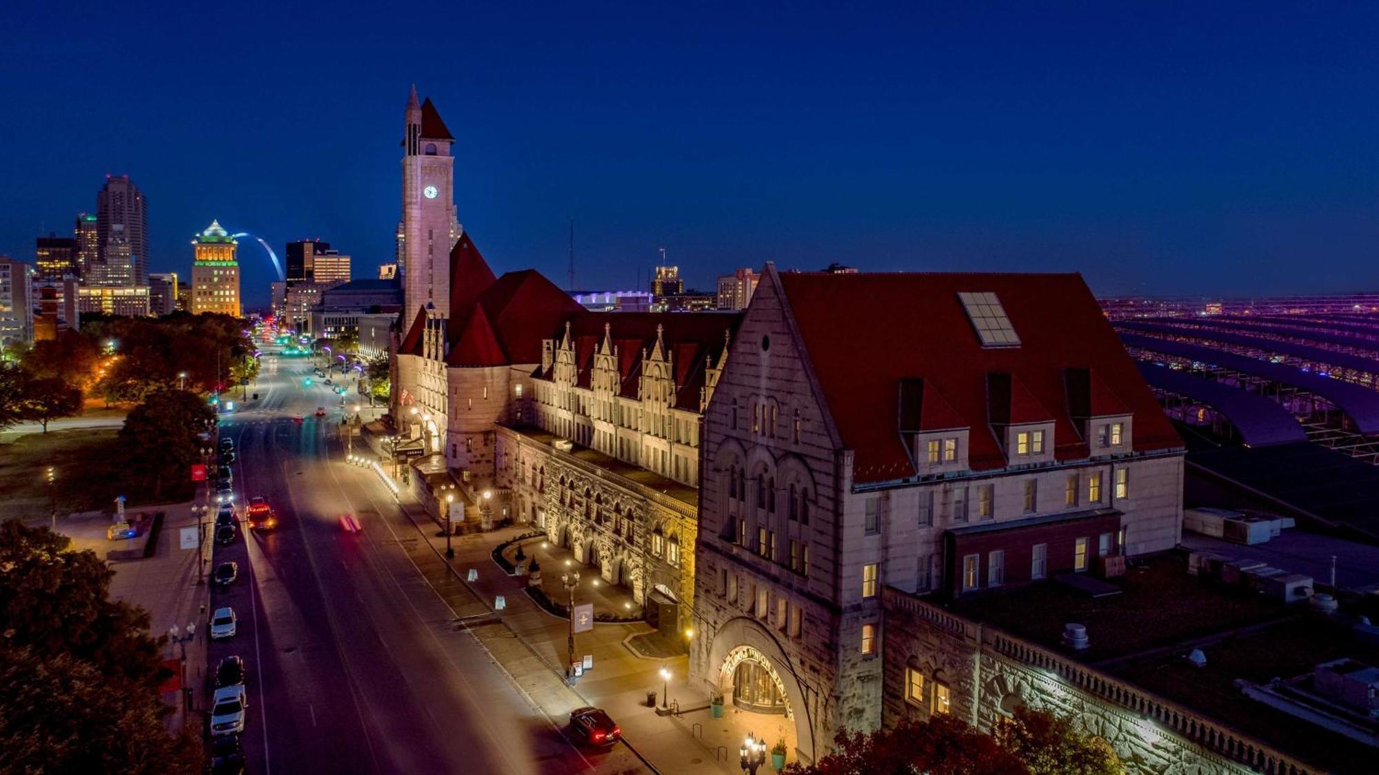 St. Louis Union Station Hotel, Curio Collection By Hilton Saint Louis Exterior foto