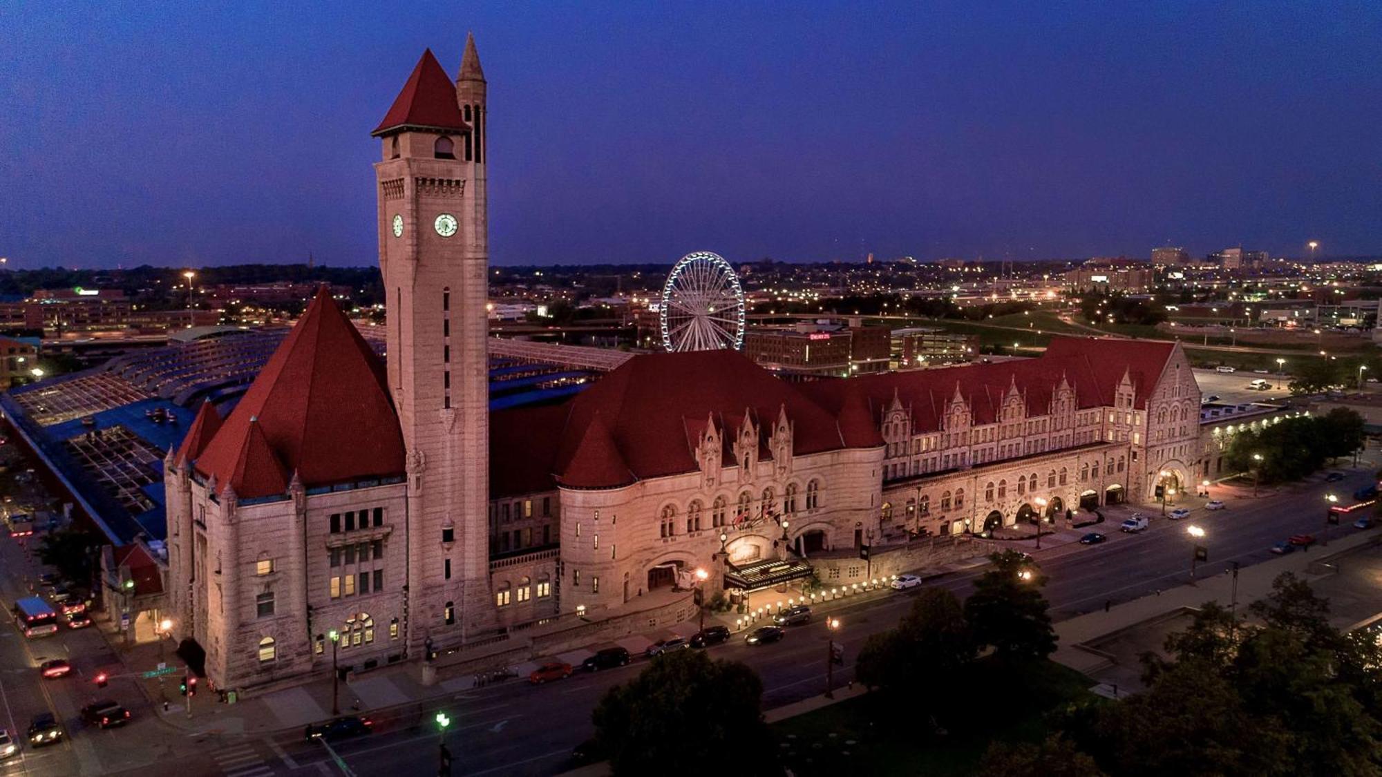 St. Louis Union Station Hotel, Curio Collection By Hilton Saint Louis Exterior foto